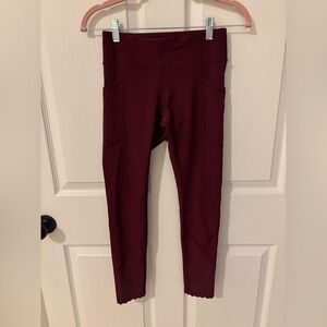 Lululemon Tight Stuff Tight II 25" Size 4 in Redwood